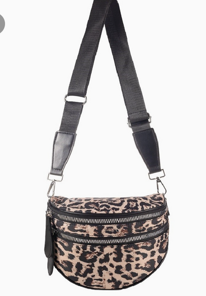 Going Places Crossbody Bag - Leopard