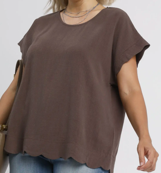 Scalloped Edge Top - Espresso